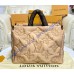 Louis Vuitton Onthego GM M21053-tan