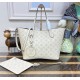 Louis Vuitton Mahina Leather Blossom MM M21851-cream
