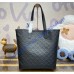 Louis Vuitton Excursion Tote M24777