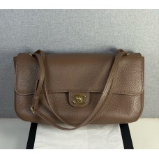 Chanel Maxi Flap bag C6231-A-camel
