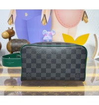 Louis Vuitton Locker Dopp Kit N40852