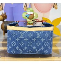 Louis Vuitton Cruiser Toiletry Bag M27945