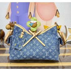 Louis Vuitton CarryAll Cargo PM M28287