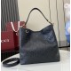 Gucci GG Emblem medium leather bucket bag GU815103-L-black