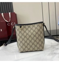 Gucci GG Emblem nano bucket bag GU847090-CA-black