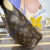 Louis Vuitton Lineup MM M27335
