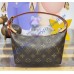 Louis Vuitton Pochette Hills M27509