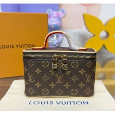 Louis Vuitton Nice Beauty M83079