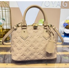 Louis Vuitton Alma BB M2A126