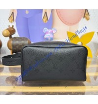 Louis Vuitton Locker Dopp Kit M26810