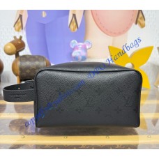 Louis Vuitton Locker Dopp Kit M26810