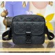 Louis Vuitton Getaway Messenger M12516