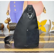 Louis Vuitton Delta Slingbag M27060
