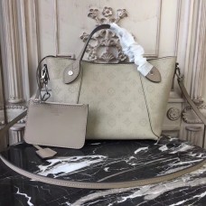 Louis Vuitton Mahina Leather Hina PM Galet M54351