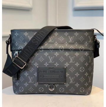 Louis Vuitton Monogram Eclipse Besace Zippee M45216