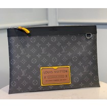 Louis Vuitton Monogram Eclipse Discovery Pochette GM M69256