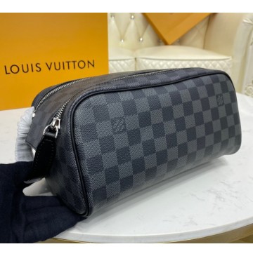 Louis Vuitton Damier Graphite Dopp Kit Toilet Pouch N40127-black