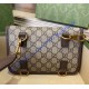 Gucci GG Supreme Messenger GU489617-brown