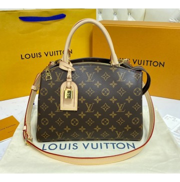 Louis Vuitton Monogram Canvas Petit Palais M45900