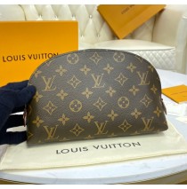 Louis Vuitton Monogram Canvas Cosmetic Pouch GM M47353