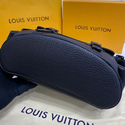 Louis Vuitton Christopher Messenger M58476-black – LuxTime DFO Handbags