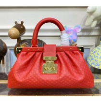 Louis Vuitton Monogram Clutch M22327