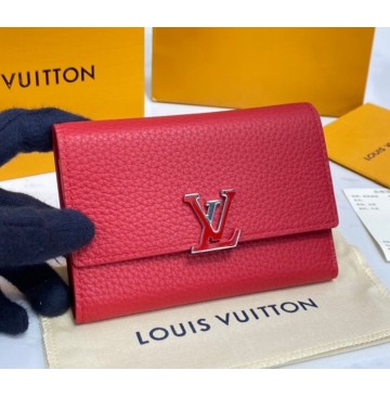 Louis Vuitton Capucines Compact Wallet M62158