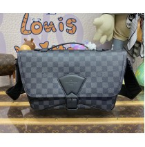 Louis Vuitton Damier Graphite Montsouris Messenger N46685-black