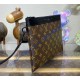 Louis Vuitton Pochette To-Go M81569-brown