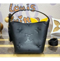 Louis Vuitton All In BB M13480