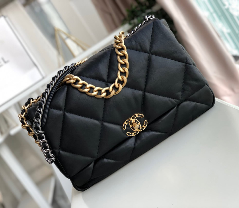 Chanel 19 Maxi Flap Bag C1162-black – LuxTime DFO Handbags