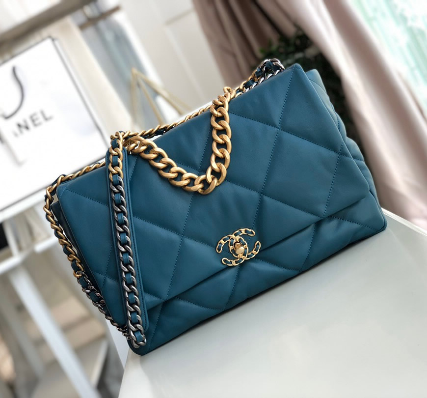 Chanel 19 Maxi Flap Bag C1162-blue – LuxTime DFO Handbags