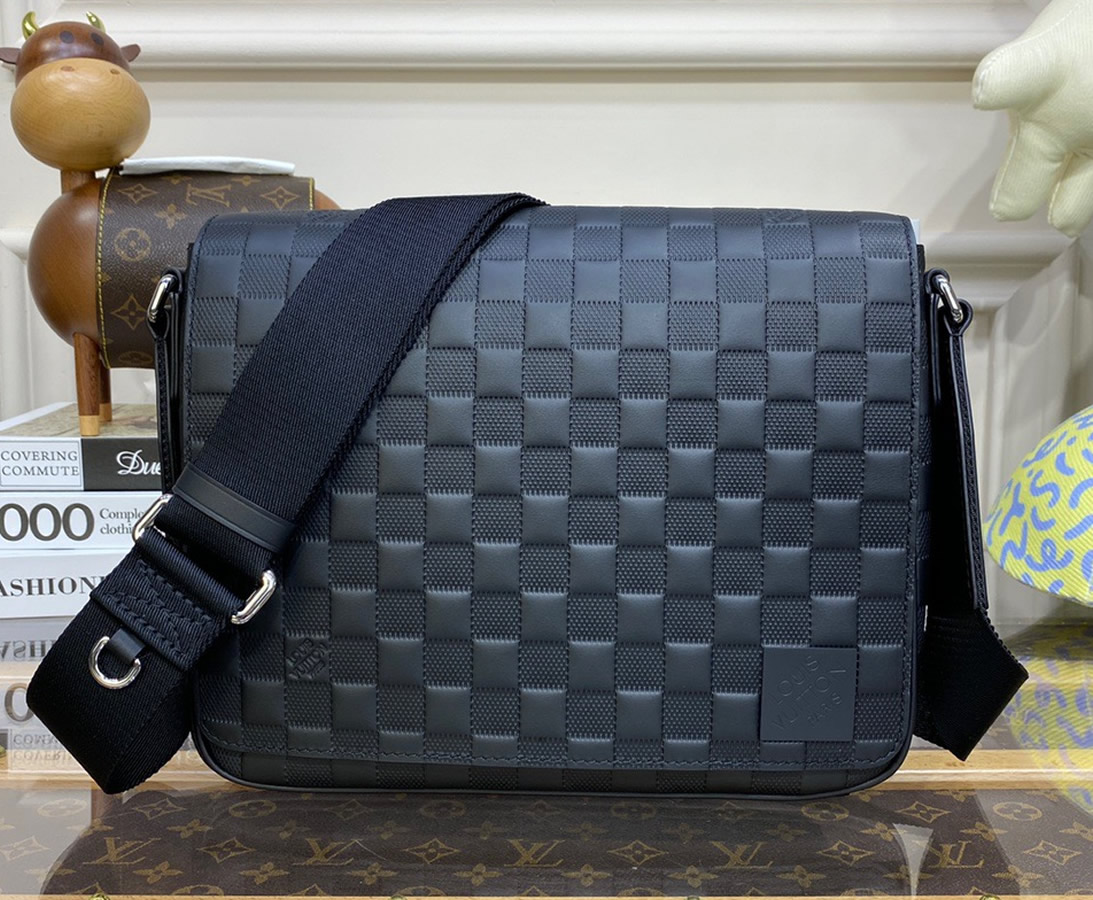Louis Vuitton Damier Infini District PM N42711 – LuxTime DFO Handbags